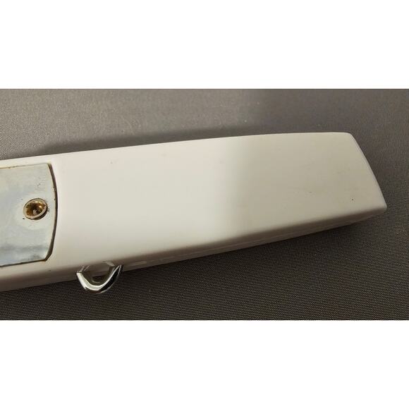 White Punch Can and Wine and Beer/Soda Bottle Opener - 4-1/2" long - Picture 5 of 7
